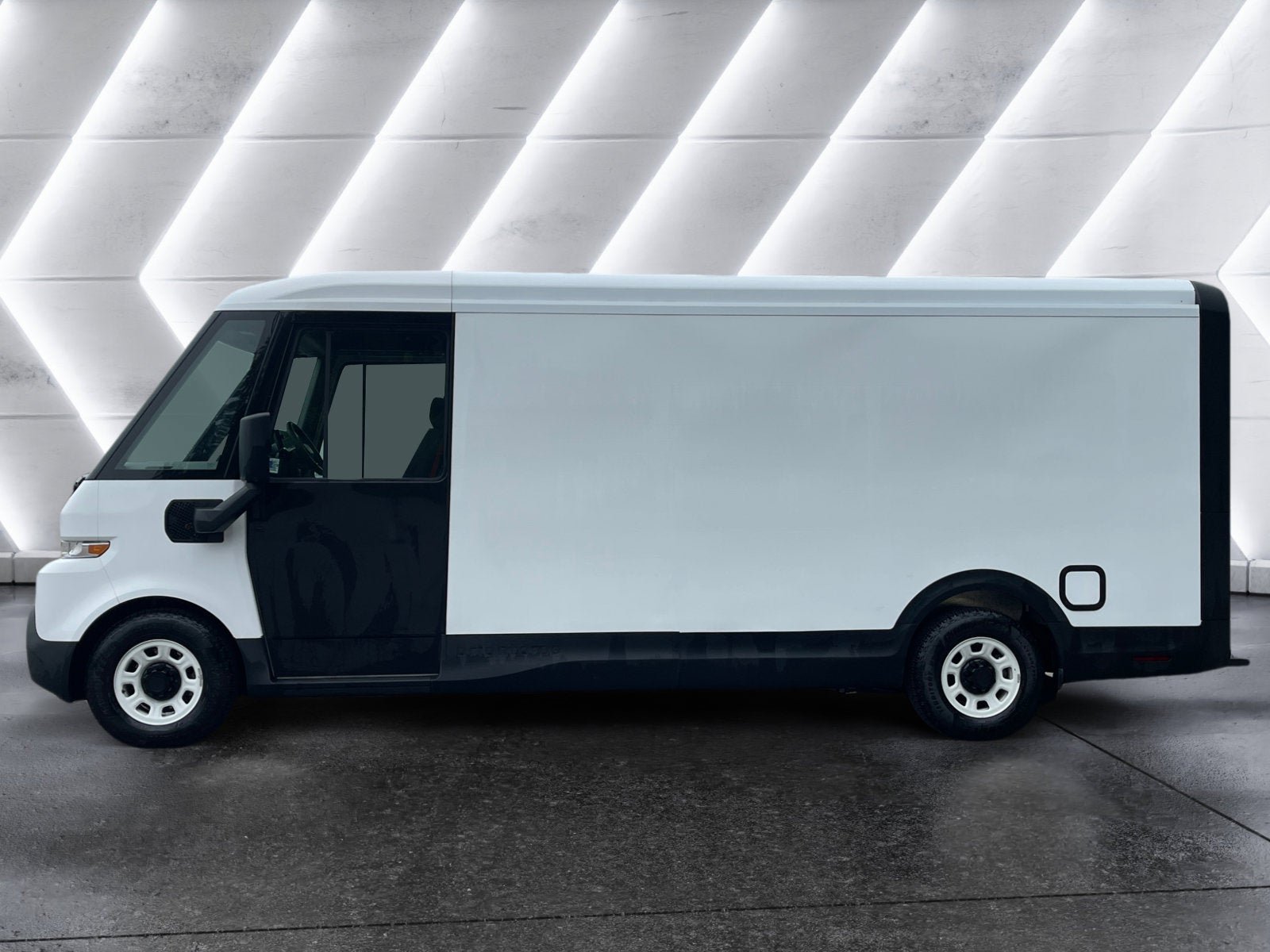 Used 2024 Chevrolet Brightdrop 600 w/ Commercial Equipment Package AWD/4WD image 3