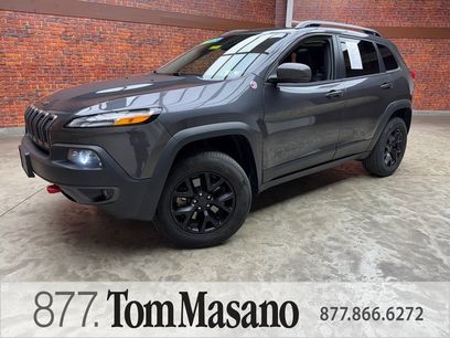 Used 2017 Jeep Cherokee Trailhawk w/ Comfort/Convenience Group