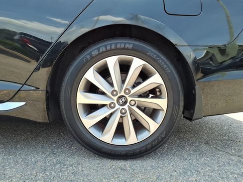 Used 2016 Hyundai Sonata Sport w/ Option Group 02 FWD image 22