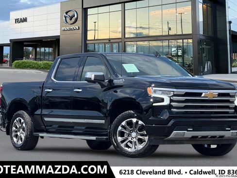 Used 2024 Chevrolet Silverado 1500 High Country w/ Technology Package AWD/4WD image 1