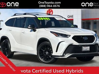 Certified 2025 Toyota Highlander XSE