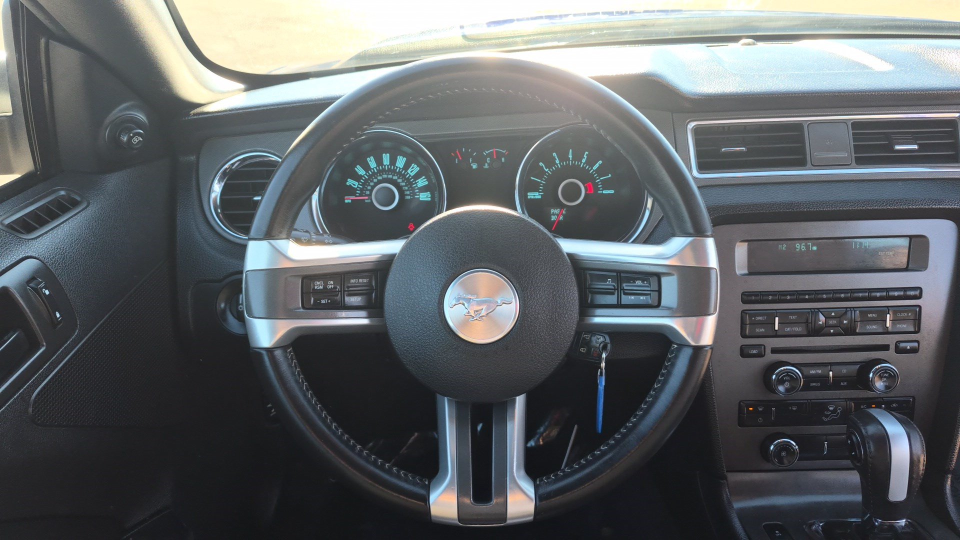 Used 2013 Ford Mustang Convertible RWD image 15
