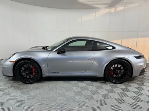 Used 2026 Porsche 911 Carrera GTS image 3