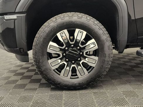 Used 2024 GMC Sierra 2500 Denali w/ Denali Reserve Package AWD/4WD image 10