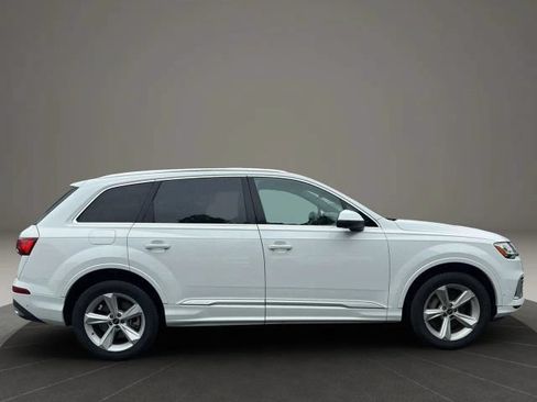 Used 2023 Audi Q7 2.0T Premium w/ Convenience Package AWD/4WD image 4
