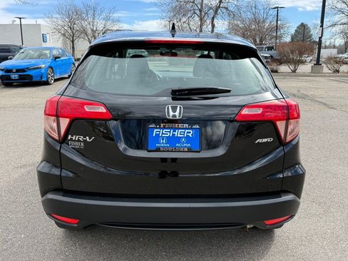 Used 2018 Honda HR-V LX image 5