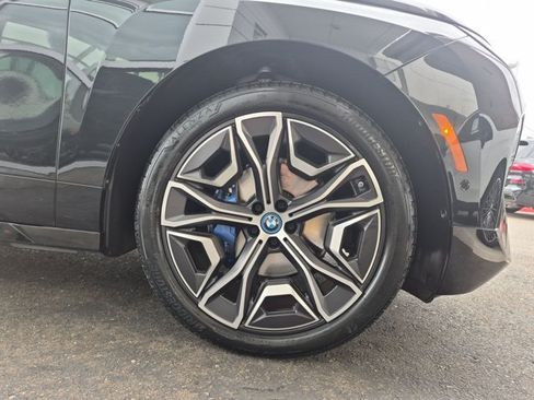 Certified 2024 BMW iX xDrive50 w/ Premium Package AWD/4WD image 24