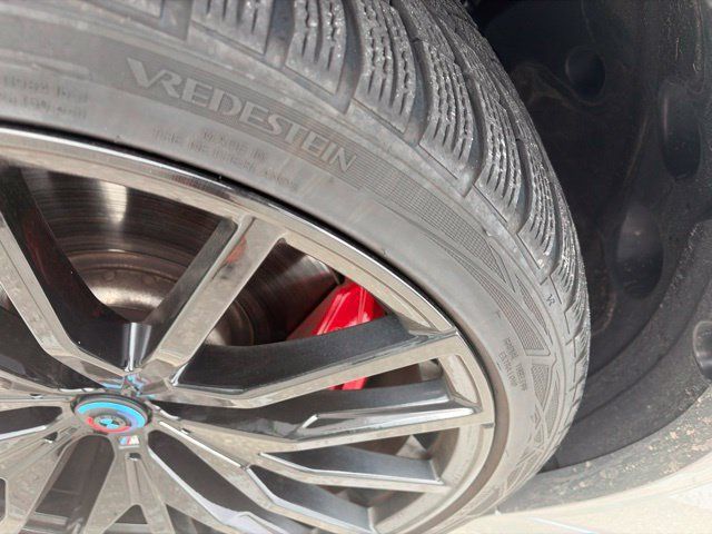 Used 2024 BMW X6 M60i AWD/4WD image 21