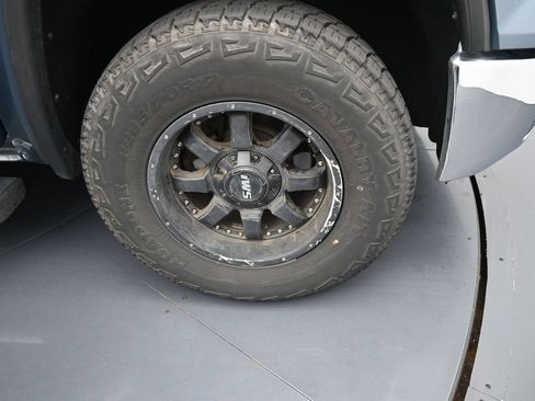 Used 2014 GMC Sierra 1500 SLE w/ SLE Value Package RWD image 17