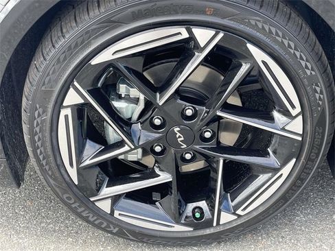 New 2025 Kia K4 GT-Line w/ GT-Line Premium Package image 9