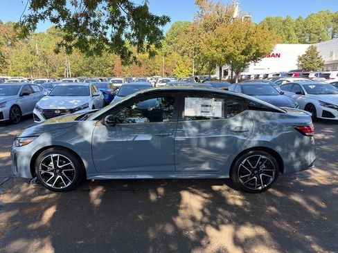 New 2025 Nissan Sentra SR image 4