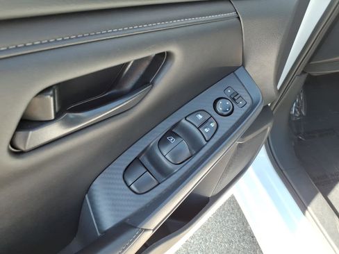 Certified 2025 Nissan Sentra S image 14