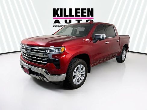 Used 2025 Chevrolet Silverado 1500 LTZ w/ LTZ Premium Package AWD/4WD image 3