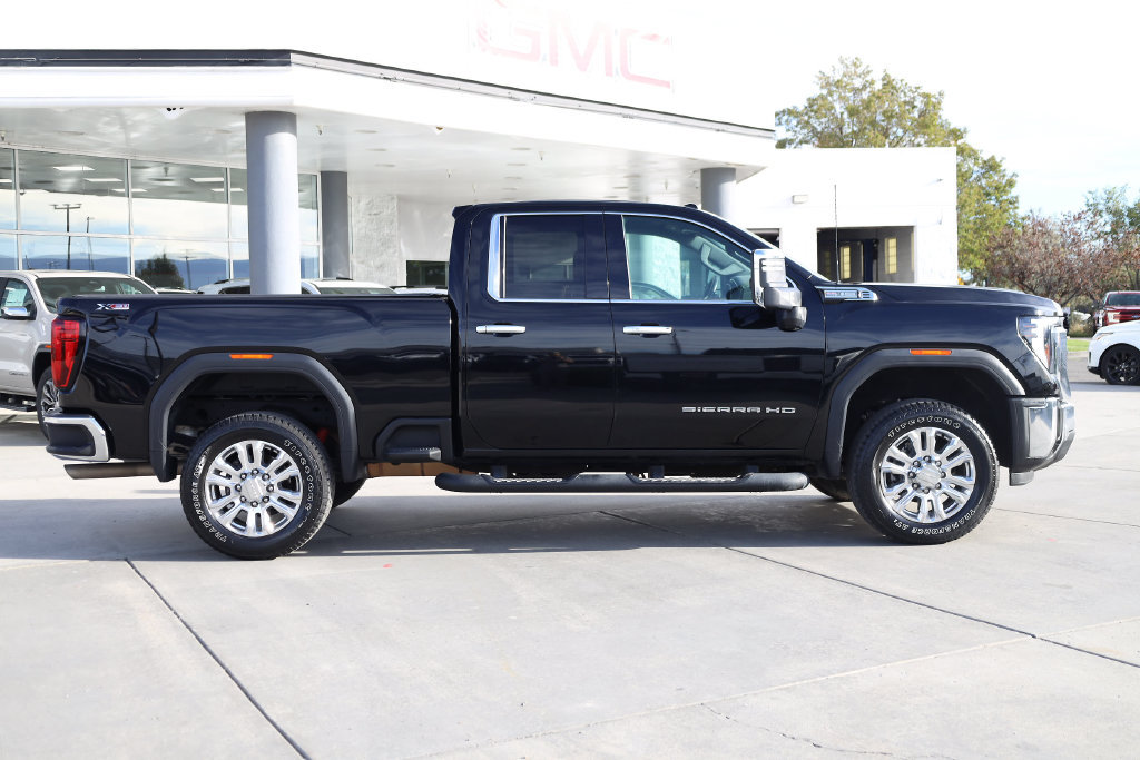 Used 2025 GMC Sierra 2500 SLE w/ SLE Value Package; AWD/4WD image 7