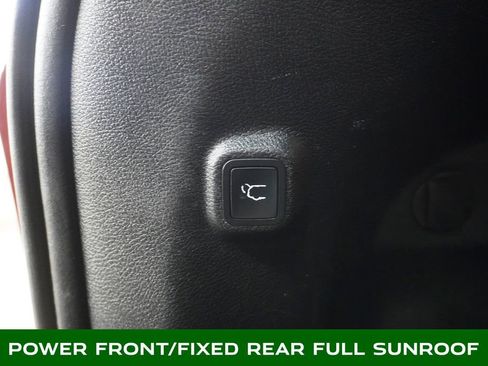 Used 2020 Jeep Cherokee Trailhawk image 7