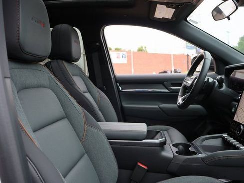 New 2026 GMC Terrain AT4 w/ Convenience Package III AWD/4WD image 7