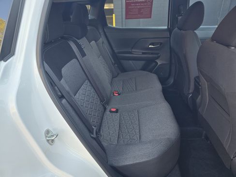 Certified 2025 Nissan Kicks SV image 11