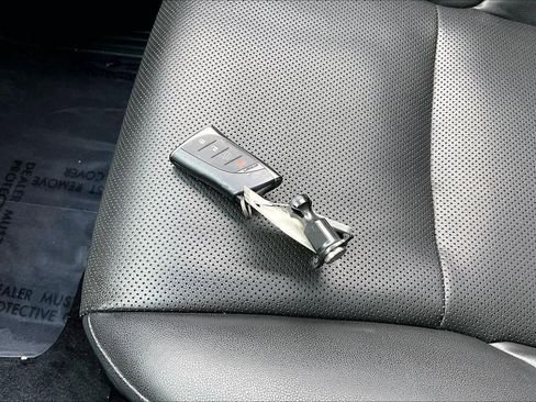 Used 2021 Lexus GX 460 Premium image 12