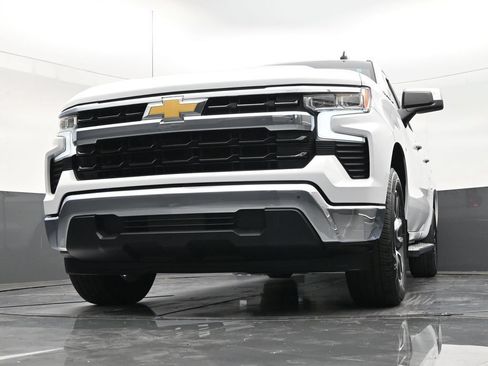 Certified 2026 Chevrolet Silverado 1500 LT RWD image 24