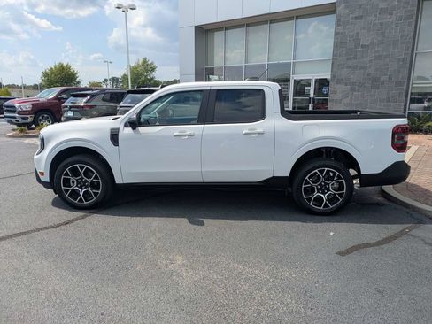 Used 2025 Ford Maverick Lariat AWD/4WD image 8