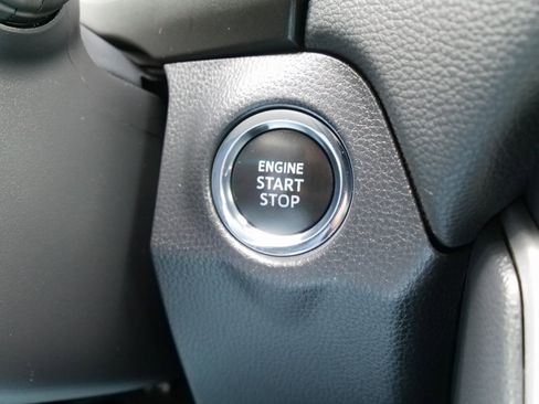 Used 2019 Toyota RAV4 XLE Premium image 26