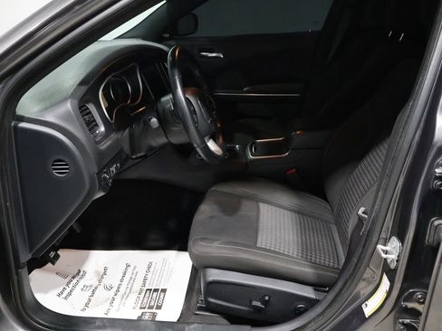 Used 2018 Dodge Charger GT image 10