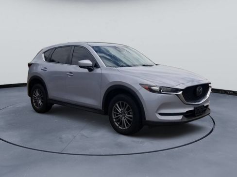 Used 2018 MAZDA CX-5 Sport w/ I-ACTIVSENSE Package image 4