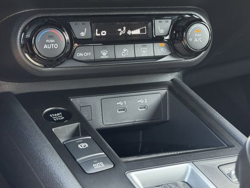 New 2026 Nissan Kicks SV w/ SV Premium Package image 18