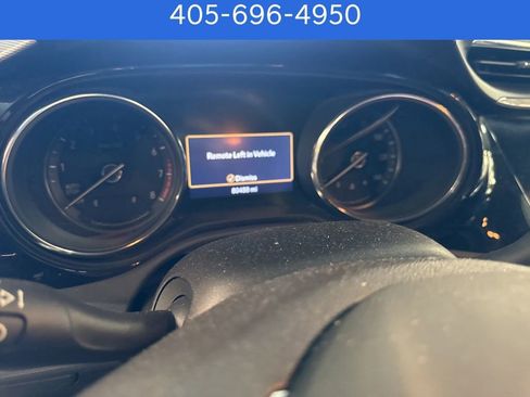 Used 2021 Buick Encore GX Select w/ Advanced Technology Package FWD image 7