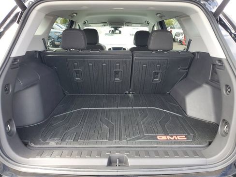 Certified 2024 GMC Terrain SLE w/ Driver Convenience Package AWD/4WD image 30