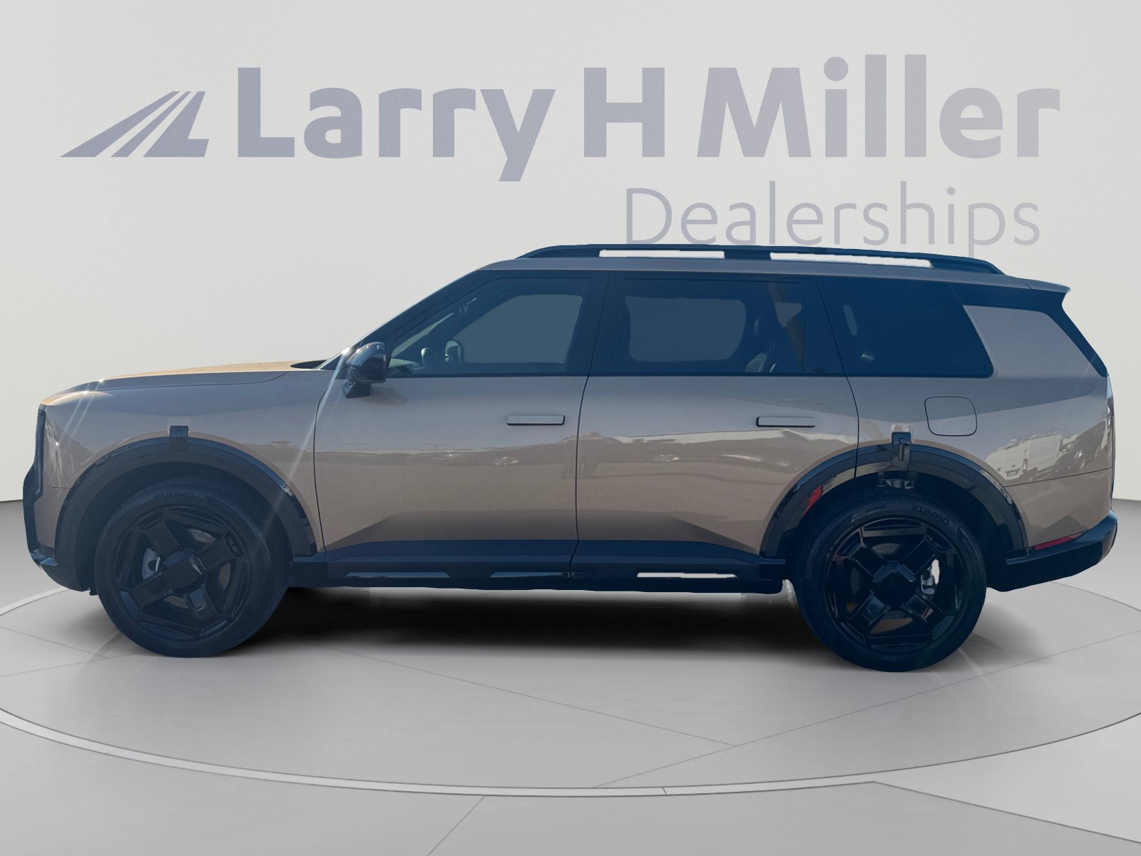Used 2027 Kia Telluride EX X-Line w/ Towing Package AWD/4WD image 2
