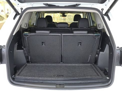 New 2026 Volkswagen Atlas SE image 12