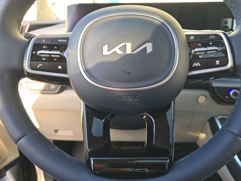 New 2026 Kia Carnival SX Prestige image 16