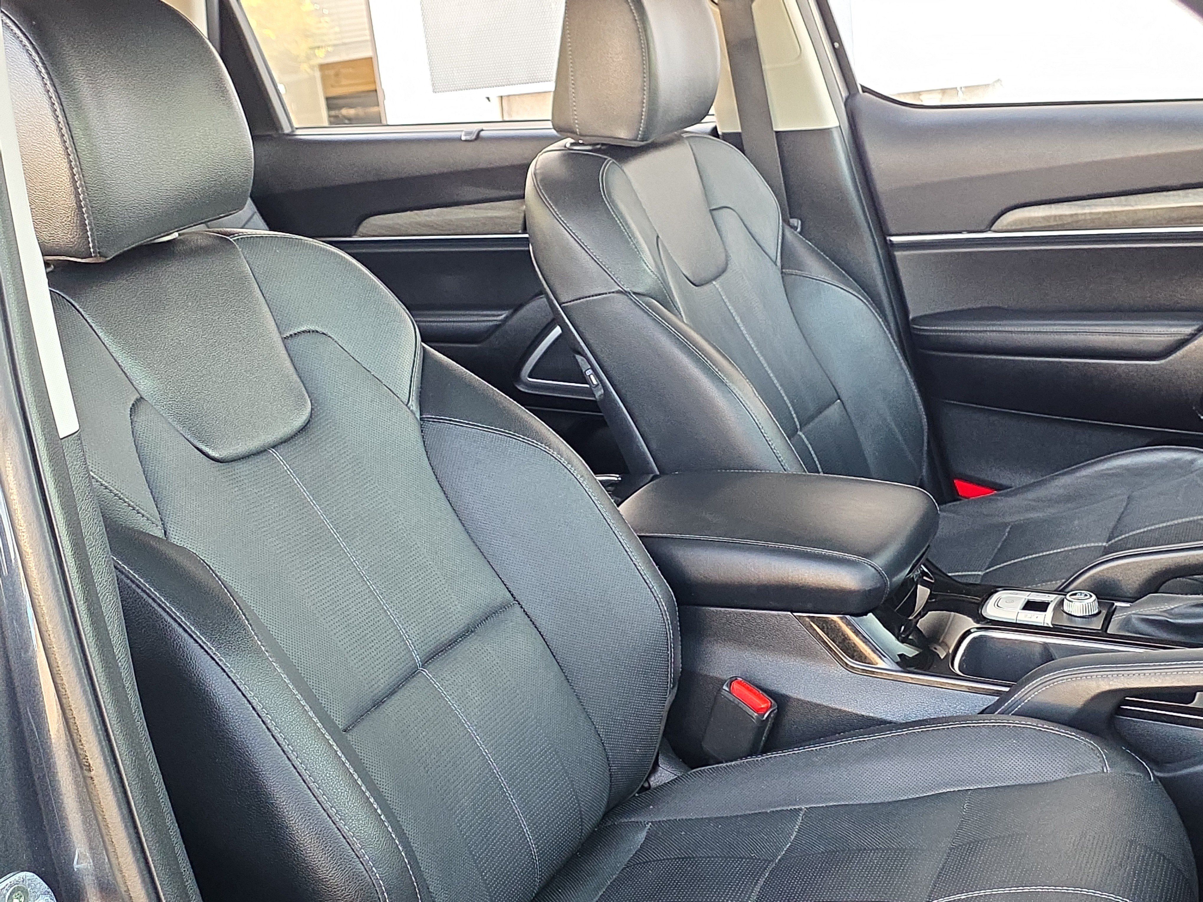 Used 2021 Kia Telluride EX w/ EX Premium Package FWD image 35