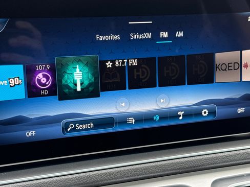 New 2026 Mercedes-Benz GLE 450e 4MATIC image 18