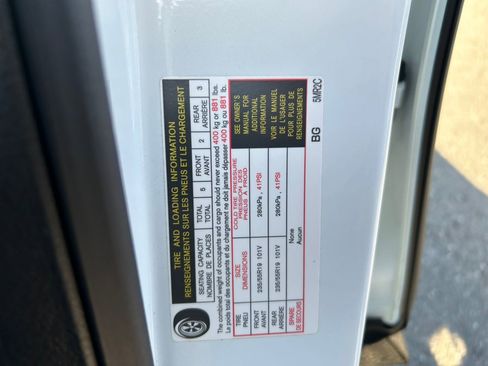 Used 2023 Nissan Ariya FWD image 76