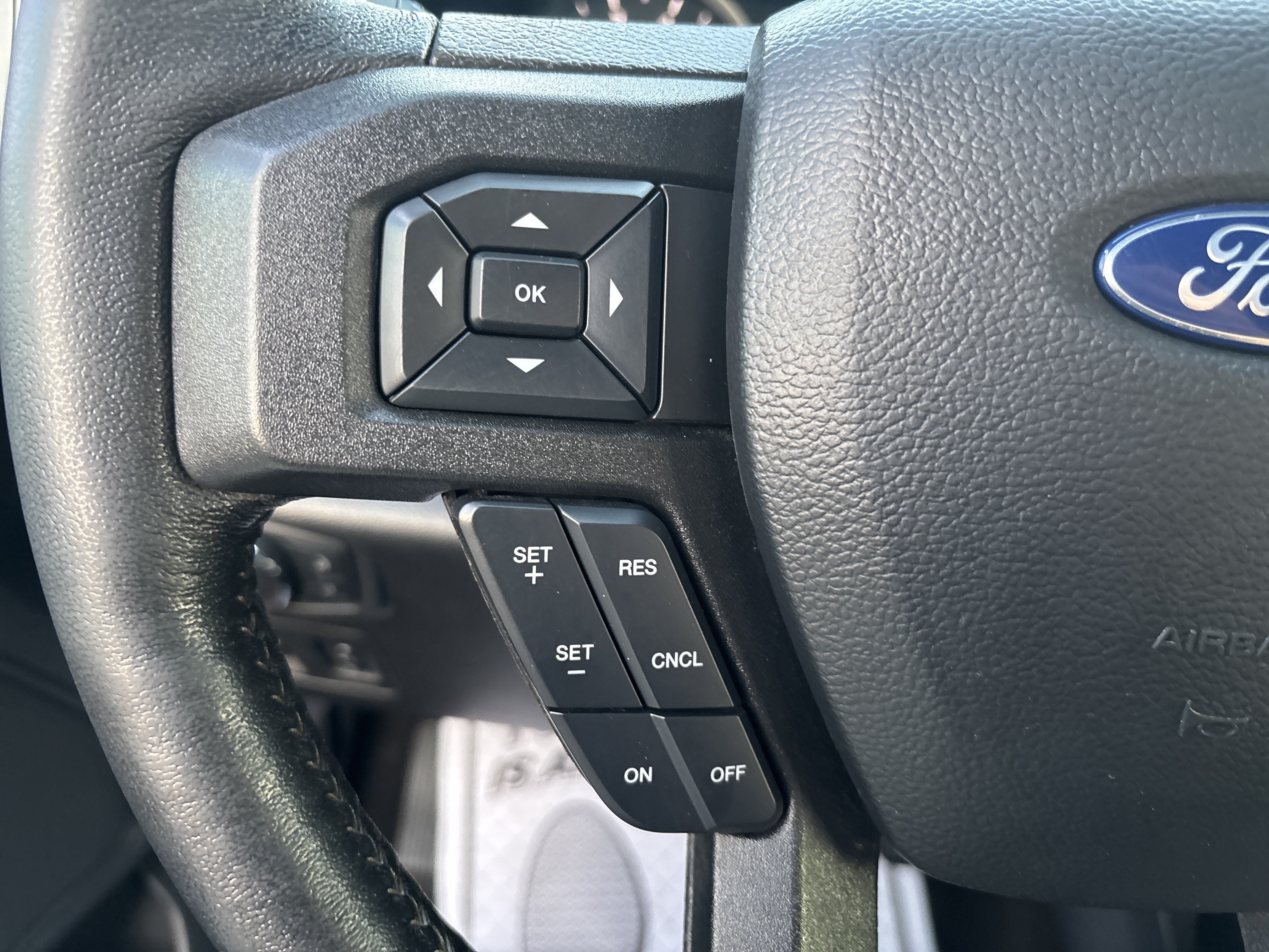 Used 2019 Ford F150 XLT w/ Equipment Group 302A Luxury AWD/4WD image 15