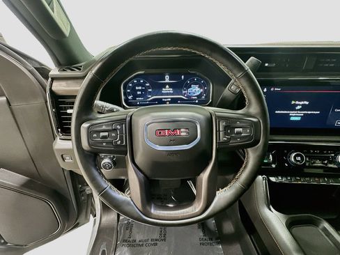 Used 2024 GMC Sierra 2500 AT4 w/ AT4 Premium Plus Package AWD/4WD image 11