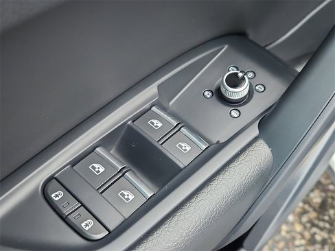 Certified 2023 Audi Q5 2.0T Premium w/ Convenience Package image 29