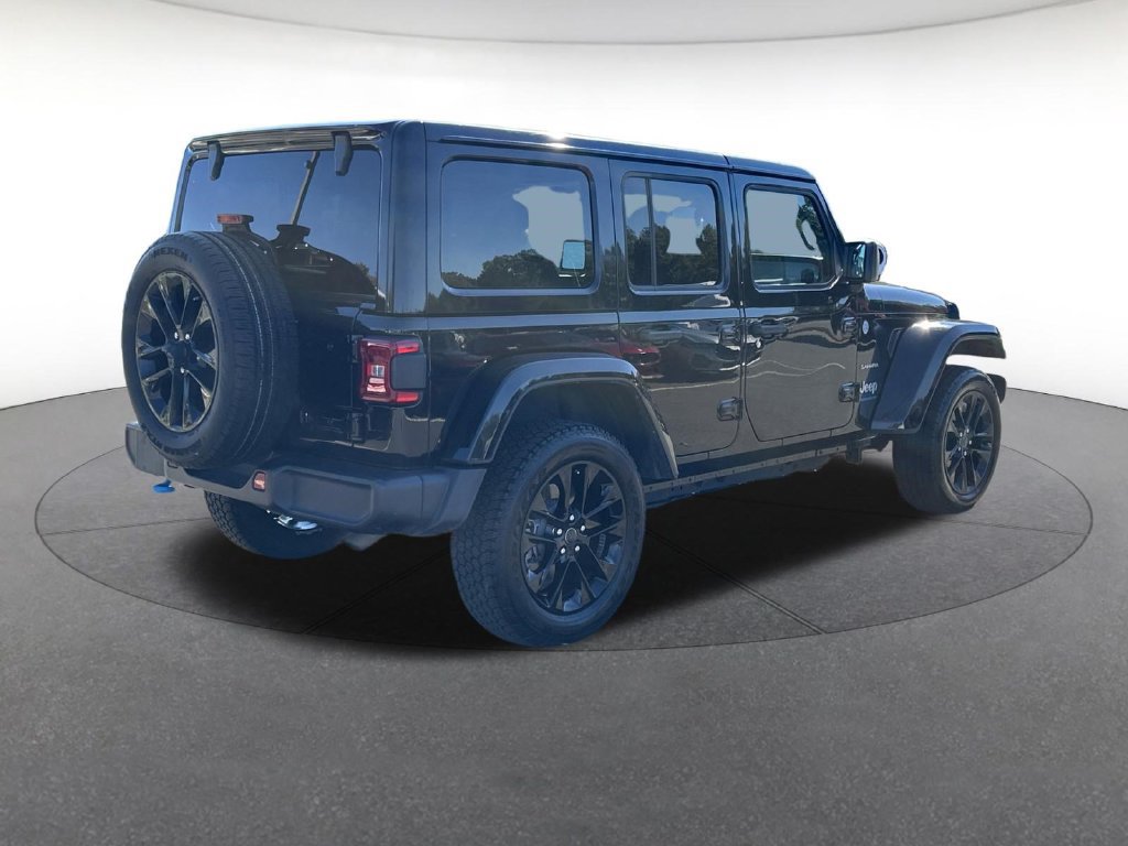 Certified 2024 Jeep Wrangler Unlimited Sahara AWD/4WD image 6