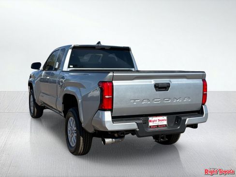 New 2026 Toyota Tacoma SR5 RWD image 4