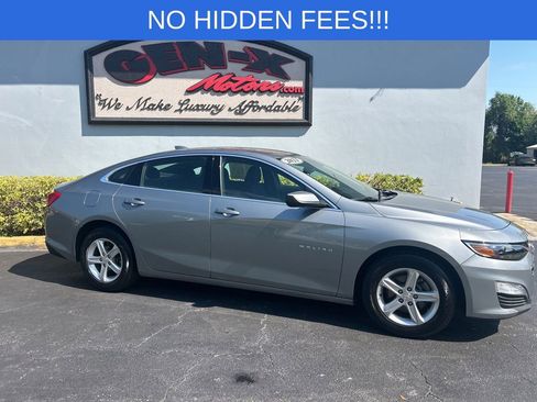 Used 2023 Chevrolet Malibu LT FWD image 2