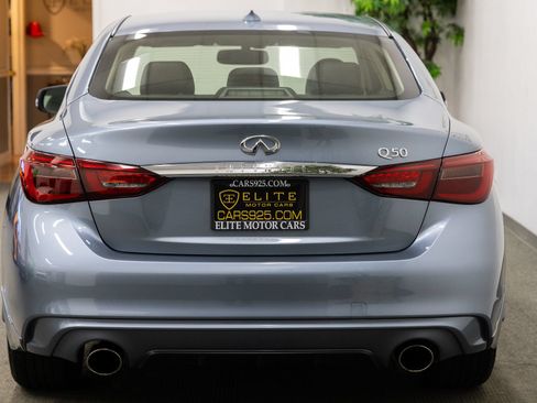 Used 2018 INFINITI Q50 Luxe w/ Cargo Package (L95) RWD image 4