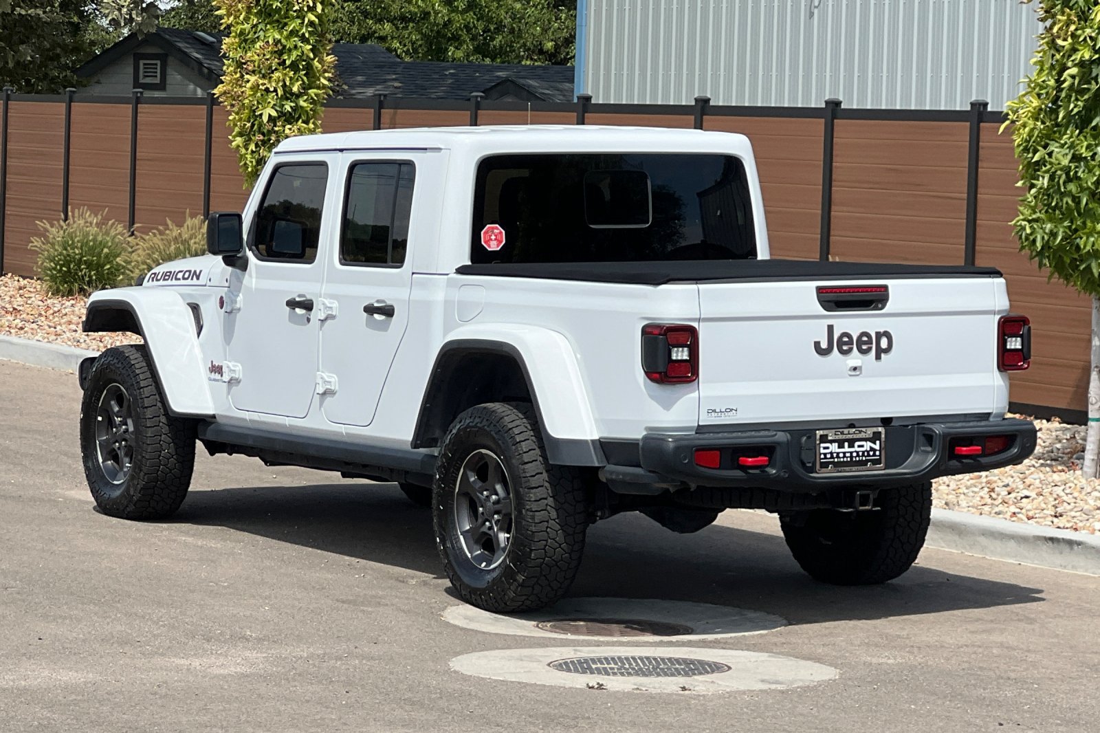 Used 2021 Jeep Gladiator Rubicon AWD/4WD image 9