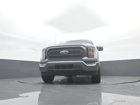 Certified 2022 Ford F150 XLT w/ Equipment Group 302A High image 27