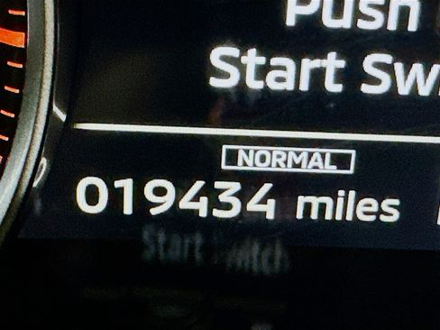 Used 2025 Mitsubishi Outlander SE image 19