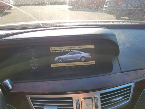 Used 2012 Mercedes-Benz S 550 4MATIC w/ Premium 2 Pkg image 28