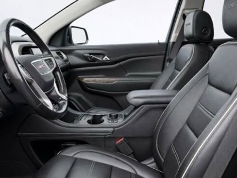 Used 2020 GMC Acadia Denali w/ Denali Ultimate Package image 14