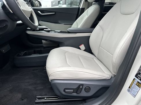 Used 2024 Kia EV6 Wind w/ Wind Technology Package image 10