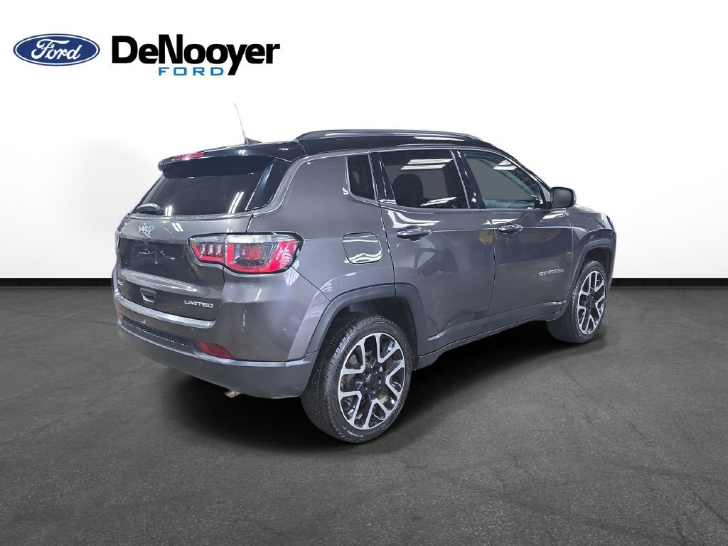 Used 2019 Jeep Compass Limited AWD/4WD image 6